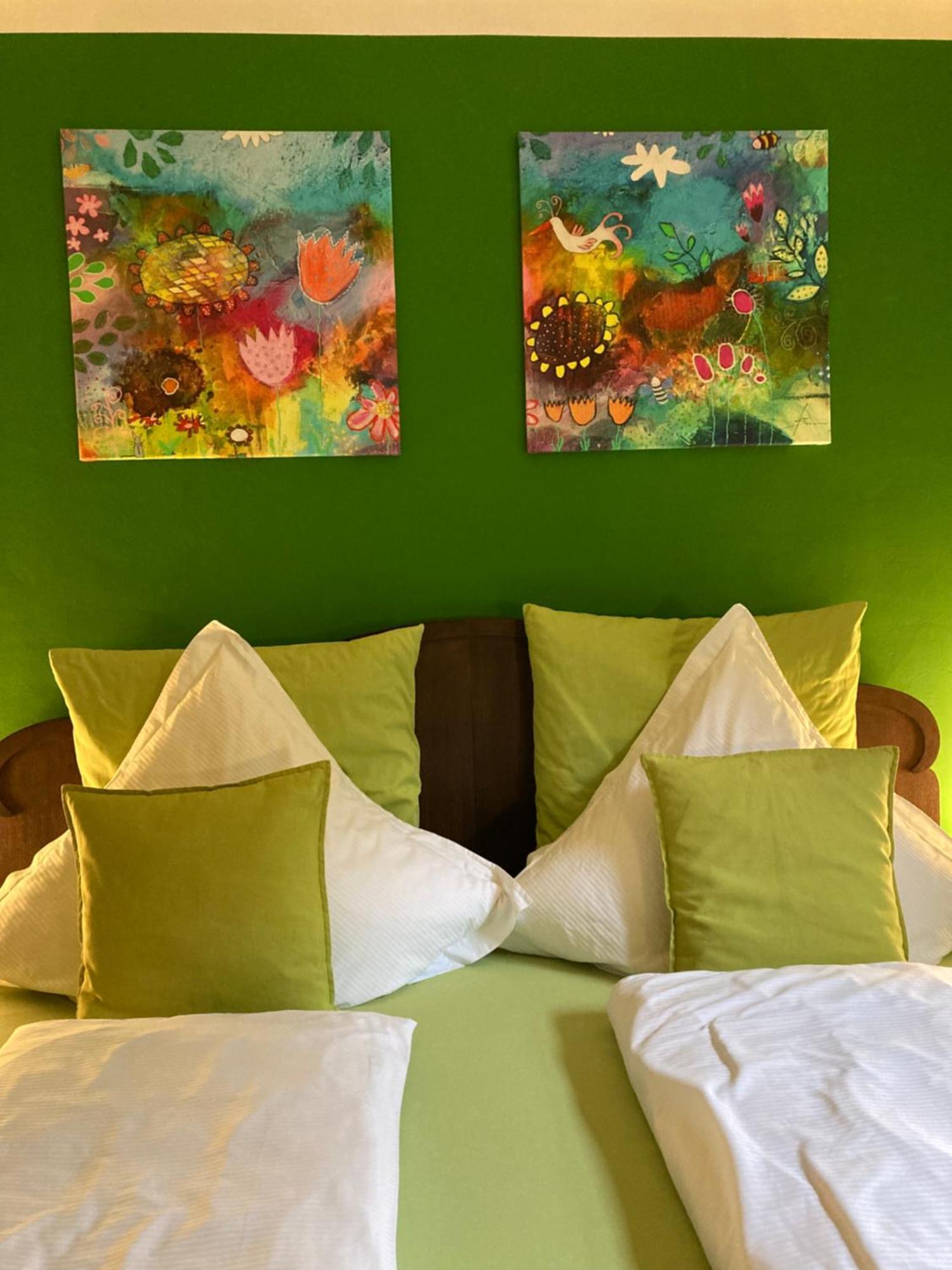 Bed & Breakfast Schlommefurth Bed & Breakfast St. Vith ภายนอก รูปภาพ