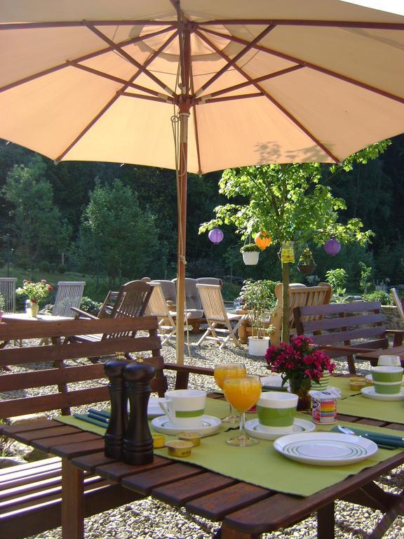 Bed & Breakfast Schlommefurth Bed & Breakfast St. Vith ภายนอก รูปภาพ