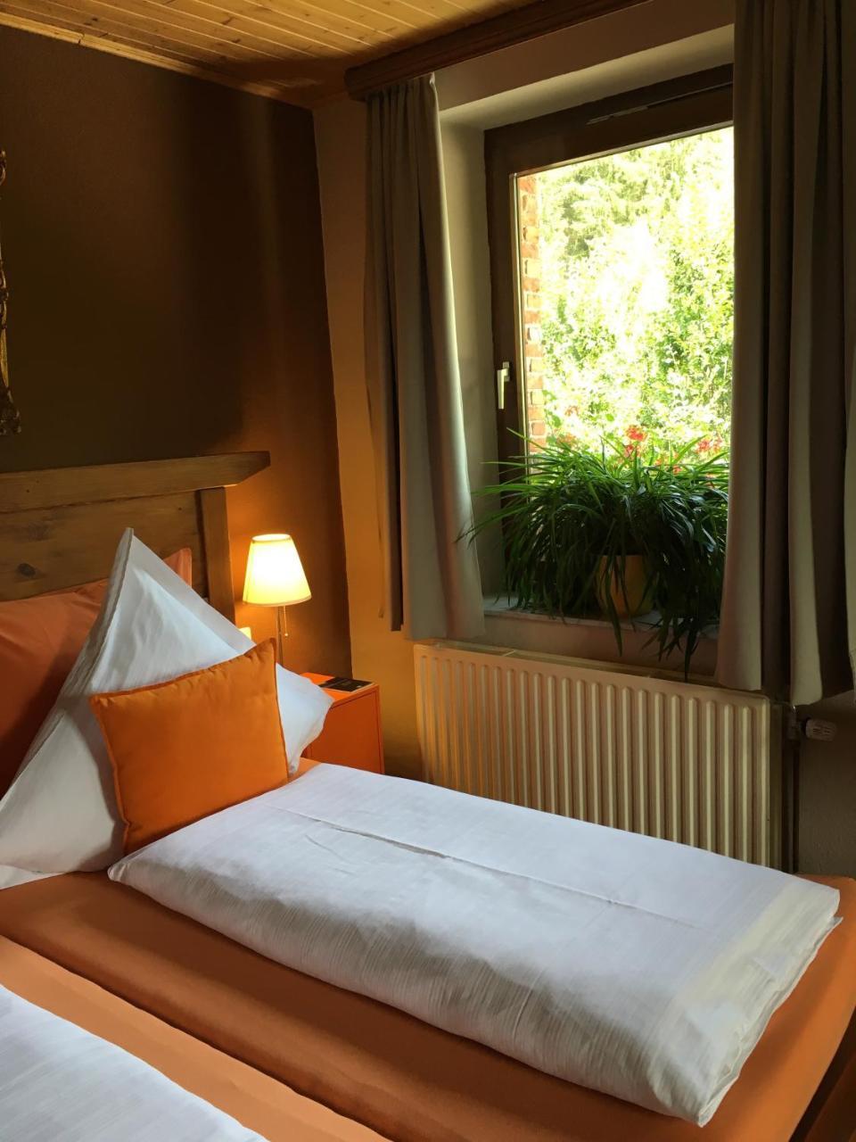 Bed & Breakfast Schlommefurth Bed & Breakfast St. Vith ภายนอก รูปภาพ