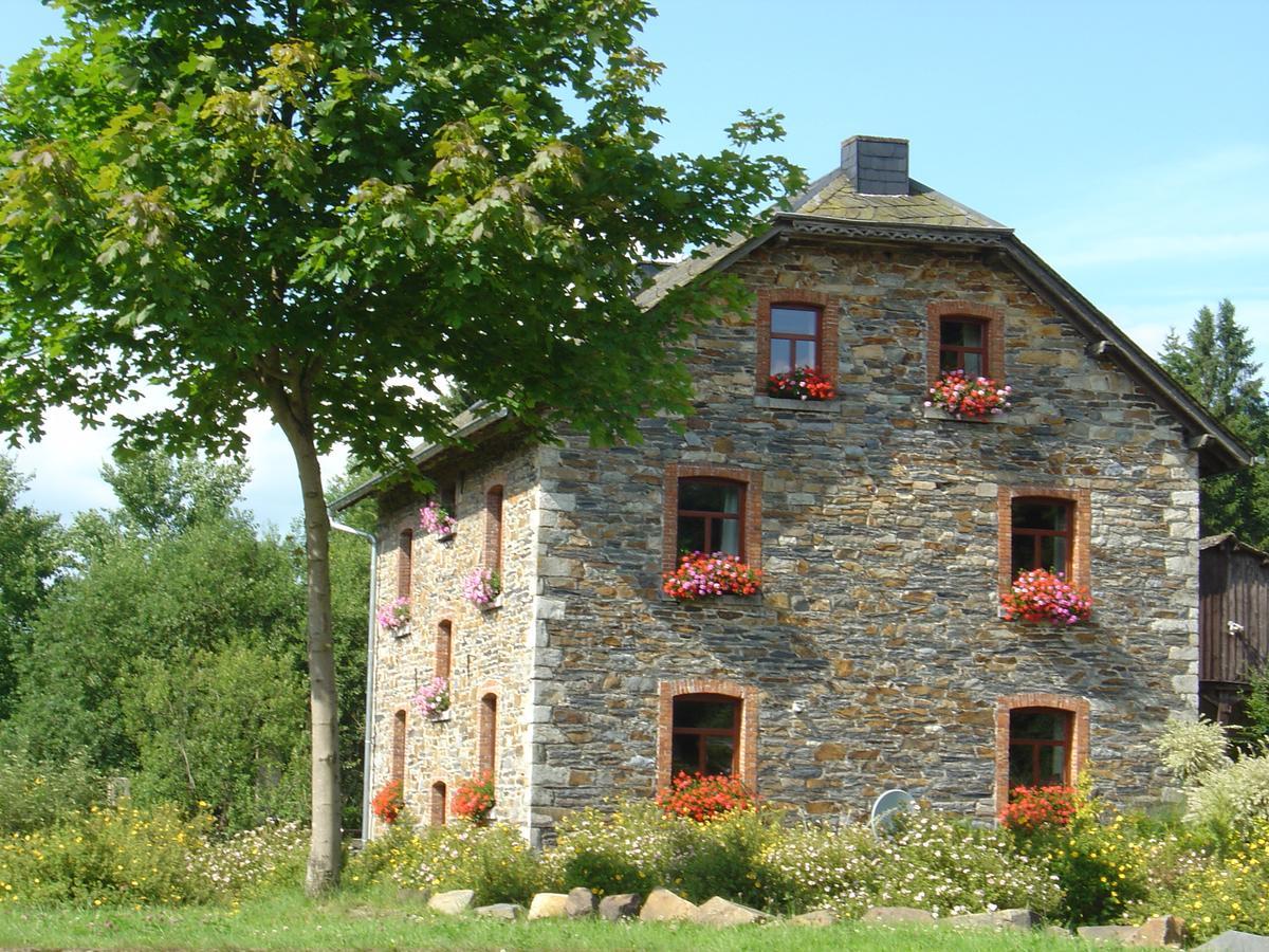 Bed & Breakfast Schlommefurth Bed & Breakfast St. Vith ภายนอก รูปภาพ
