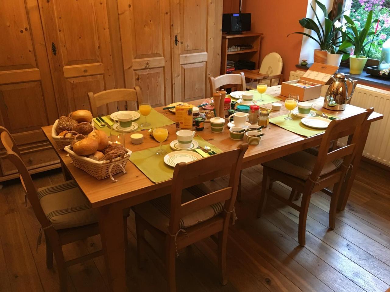 Bed & Breakfast Schlommefurth Bed & Breakfast St. Vith ภายนอก รูปภาพ