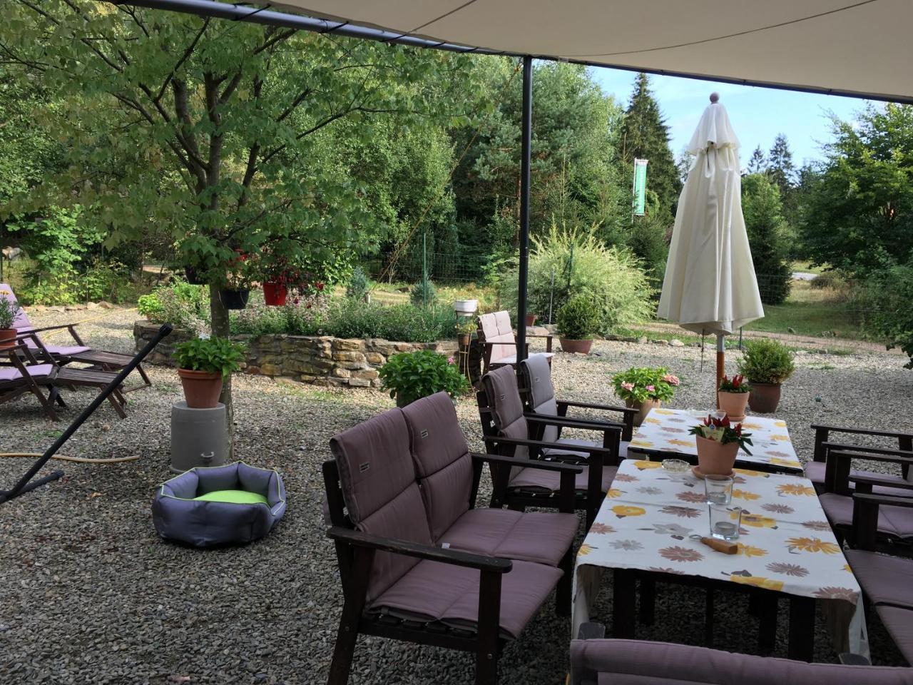 Bed & Breakfast Schlommefurth Bed & Breakfast St. Vith ภายนอก รูปภาพ