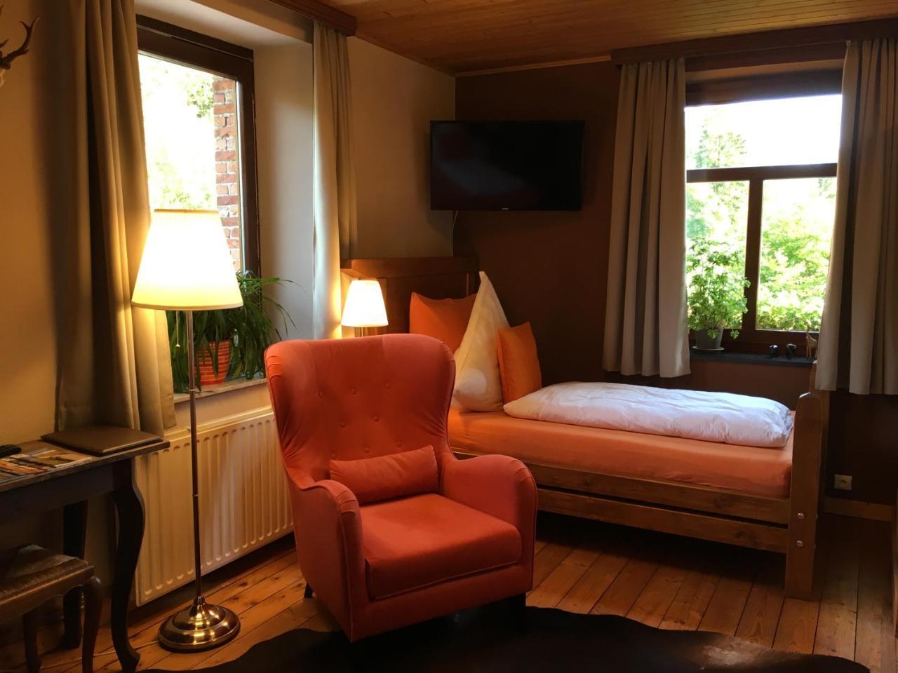Bed & Breakfast Schlommefurth Bed & Breakfast St. Vith ภายนอก รูปภาพ