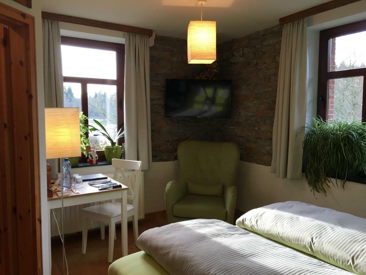 Bed & Breakfast Schlommefurth Bed & Breakfast St. Vith ภายนอก รูปภาพ